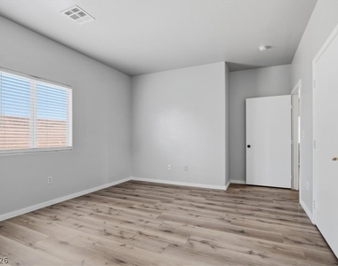 1708 Dwayne Stedman Avenue - Photo Thumbnail 15