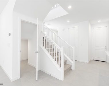 870 Dunkirk River Court - Photo Thumbnail 8