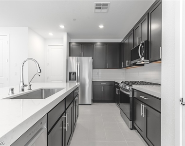 870 Dunkirk River Court - Photo Thumbnail 7