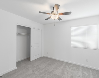 870 Dunkirk River Court - Photo Thumbnail 21