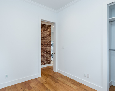 260 Washington Ave - Photo Thumbnail 9