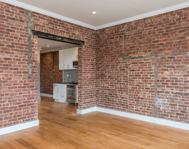 260 Washington Ave - Photo Thumbnail 7