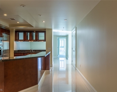 2700 Las Vegas Boulevard - Photo Thumbnail 6