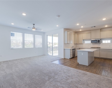 2555 Hampton Road - Photo Thumbnail 6