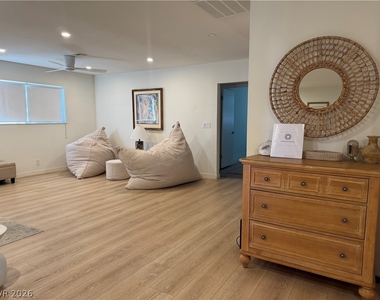 3611 Rosewood Street - Photo Thumbnail 24