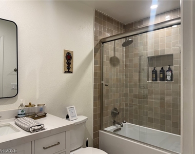 3611 Rosewood Street - Photo Thumbnail 13