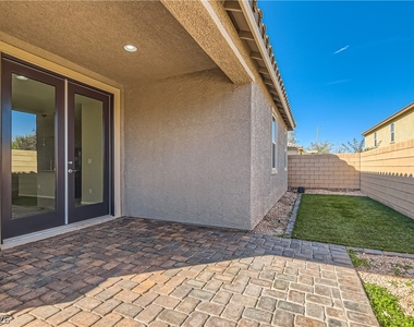 974 Spiracle Avenue - Photo Thumbnail 26