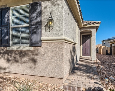 974 Spiracle Avenue - Photo Thumbnail 3