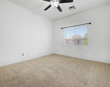 4204 Lower Saxon Avenue - Photo Thumbnail 26