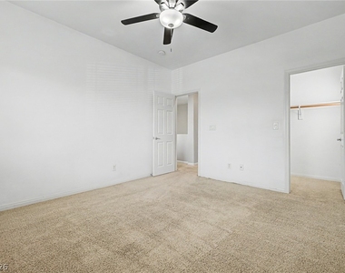 4204 Lower Saxon Avenue - Photo Thumbnail 27