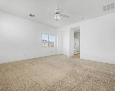 4204 Lower Saxon Avenue - Photo Thumbnail 13