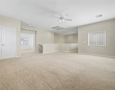 4204 Lower Saxon Avenue - Photo Thumbnail 25