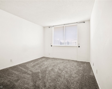 3930 University Center Drive - Photo Thumbnail 8