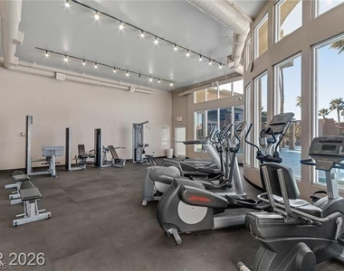 5350 River Glen Drive - Photo Thumbnail 22