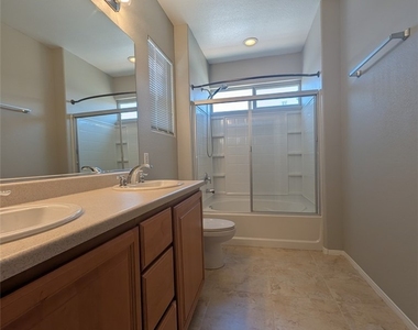9332 Daffodil Sun Avenue - Photo Thumbnail 12