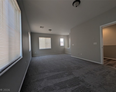 9332 Daffodil Sun Avenue - Photo Thumbnail 10