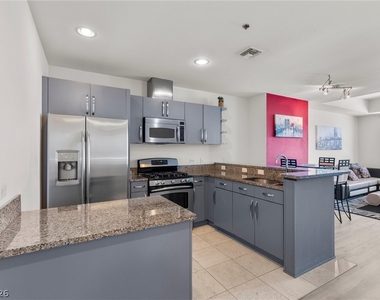 4575 Dean Martin Drive - Photo Thumbnail 3