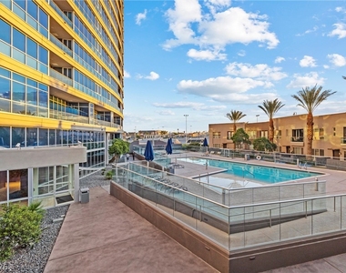 4575 Dean Martin Drive - Photo Thumbnail 41