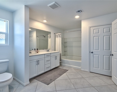 9316 Wildcat Peak Street - Photo Thumbnail 5