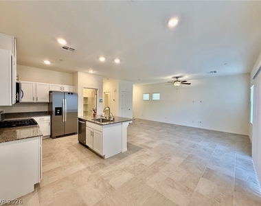 1085 Gentle Swan Street - Photo Thumbnail 3