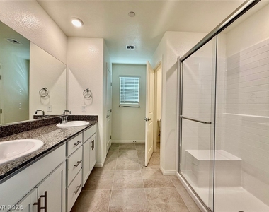 1085 Gentle Swan Street - Photo Thumbnail 11