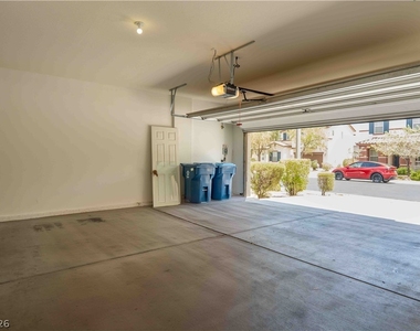 10127 Glorious Moon Court - Photo Thumbnail 5