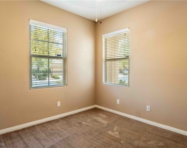 10127 Glorious Moon Court - Photo Thumbnail 6