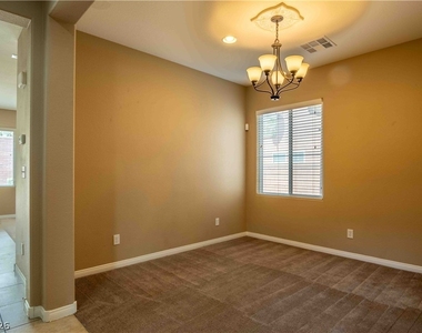 10127 Glorious Moon Court - Photo Thumbnail 11