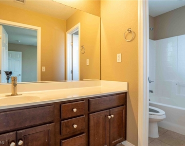 10127 Glorious Moon Court - Photo Thumbnail 24