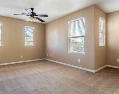 10127 Glorious Moon Court - Photo Thumbnail 19