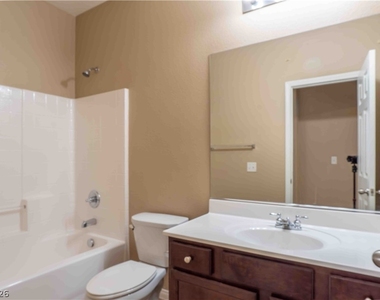 10127 Glorious Moon Court - Photo Thumbnail 8