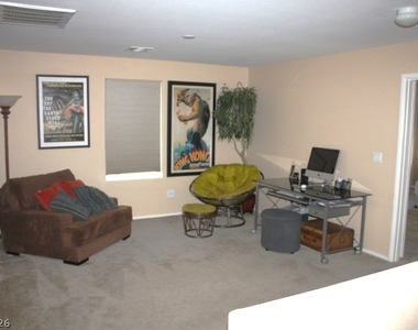 849 Pittston Avenue - Photo Thumbnail 9
