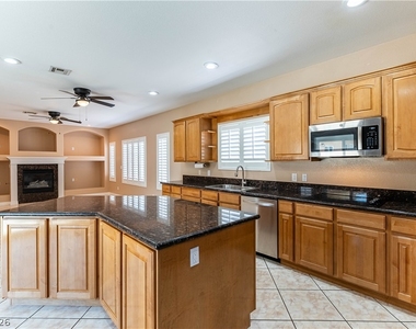 1116 Whistle Court - Photo Thumbnail 10