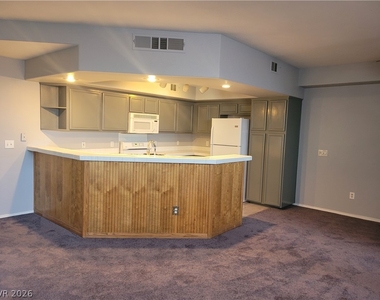 6917 Cobre Azul Avenue - Photo Thumbnail 2
