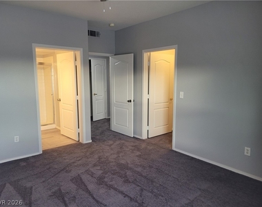 6917 Cobre Azul Avenue - Photo Thumbnail 11