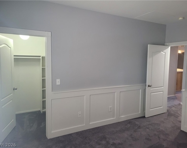 6917 Cobre Azul Avenue - Photo Thumbnail 16
