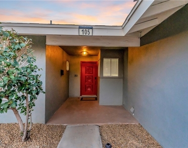 105 Marigold Lane - Photo Thumbnail 4