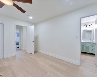 105 Marigold Lane - Photo Thumbnail 18