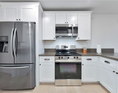 105 Marigold Lane - Photo Thumbnail 14