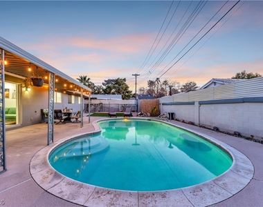105 Marigold Lane - Photo Thumbnail 32