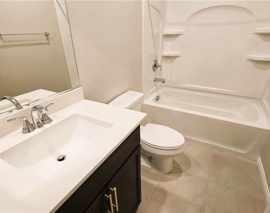 5912 Bruselas Street - Photo Thumbnail 26