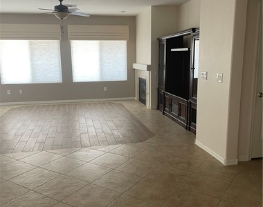 2356 Orangeburg Place - Photo Thumbnail 12