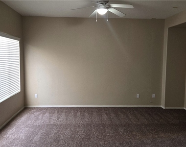 1154 Maple Pines Avenue - Photo Thumbnail 2