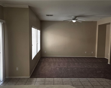1154 Maple Pines Avenue - Photo Thumbnail 3
