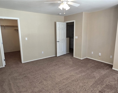 1154 Maple Pines Avenue - Photo Thumbnail 11