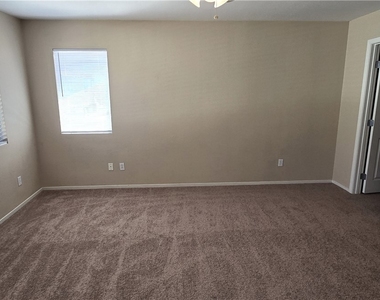 1154 Maple Pines Avenue - Photo Thumbnail 10
