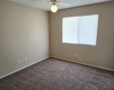 1154 Maple Pines Avenue - Photo Thumbnail 13