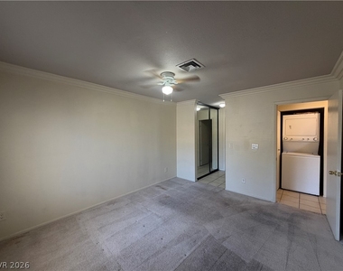 4848 Nara Vista Way - Photo Thumbnail 15