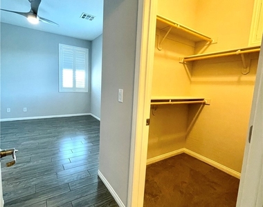 9702 Canyon Landing Avenue - Photo Thumbnail 36