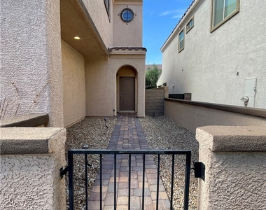 9702 Canyon Landing Avenue - Photo Thumbnail 3